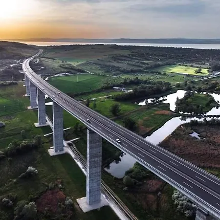 Legkondicionalt, Erkelyes Szoba, Privat Fuerdovel A Balatonon Quarto em Acomodações Particulares *