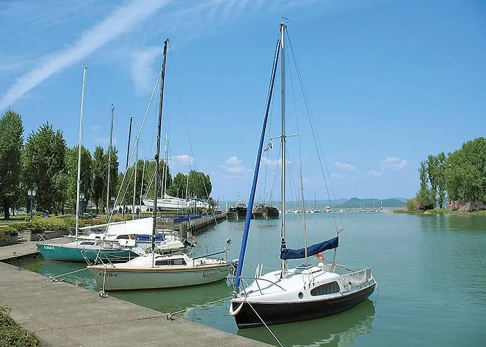 Legkondicionalt, Erkelyes Szoba, Privat Fuerdovel A Balatonon * Kőröshegy